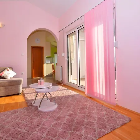 Anteana With View And Pool Of 60m2 Casa vacanze Solin